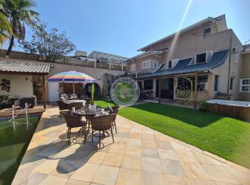 Casa · 3 Vagas · Casa de 5 quartos, área de lazer completa, no coração da Barra da Tijuca!!!!