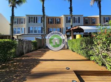 Casa · 180m² · 2 Vagas · Oportunidade no Frade! Casa de canal para barcos até 52 pés