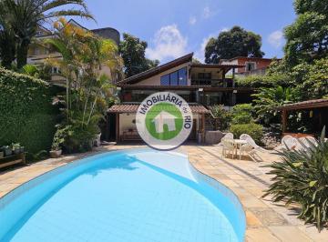 Casa · 410m² · 4 Vagas · Casa de Luxo no Condomínio do Itanhangá - Venda ou Locação - 5 Quartos, 2 Suítes, 3 Salas - Rio de…