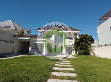 Casa · 343m² · 4 Vagas · Casa no Recreio com 4 suítes entre o mar e a montanha!