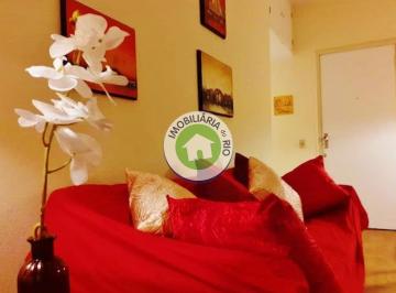 Apartamento · 70m² · Imperdível! Apartamento à venda ou locação no Centro de Petrópolis-RJ, com 1 quarto, 1 sala, 1 banh…