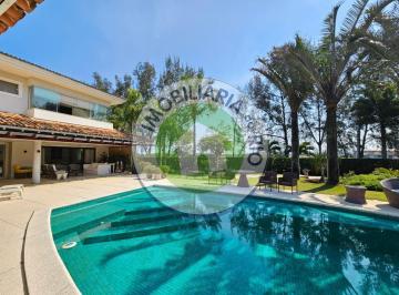 Casa · Venda de Casa de Luxo em Condomínio na Barra da Tijuca - Rio de Janeiro-RJ: 4 Quartos, 4 Suítes, 9…