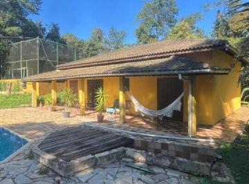Rural · 2100m² · 7 Quartos · 15 Vagas · Vende-se