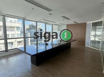 Comercial · 212m² · 8 Vagas · Sala Comercial de 212m² com 8 Vagas no Edifício Francisco Mellão.