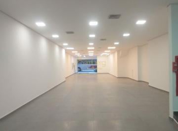 Comercial · 974m² · EXCELENTE PRÉDIO COMERCIAL À VENDA E PARA LOCAÇÃO NO CENTRO DA PRAÇA FLORIANO PEIXOTO.