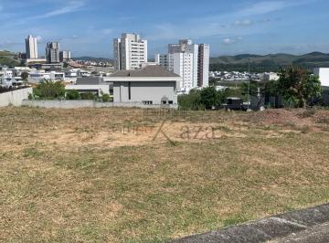 Terreno · 738m² · Oportunidade - Terreno em Condomínio - Urbanova - Condomínio Colinas do Paratehy - 738,75m².