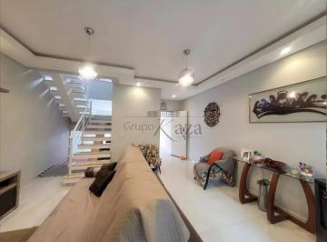 Casa · 125m² · 3 Quartos · 2 Vagas · Oportunidade - Casa Sobrado - Jardim das Indústrias - 3 Dormitórios - 172m²
