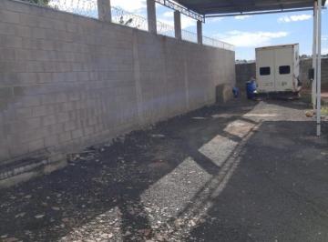 Comercial · 125m² · Terreno no Castelinho