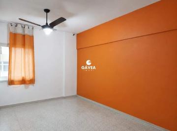 Apartamento · 62m² · 2 Quartos · 1 Vaga · Apartamento à venda no Centro em São Vicente.