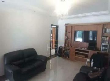Casa · 121m² · 2 Quartos · 2 Vagas · Casa com suíte e área gourmet completa em localização privilegiada no Centro de São Bernardo do Camp