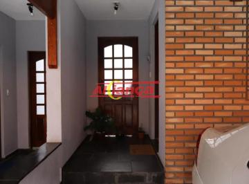 Casa · 107m² · 3 Quartos · 2 Vagas · Casa condomínio Fechado com 3 Dormitórios, Suíte e 2 Vagas Cobertas .