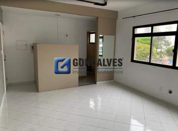 Comercial · 37m² · Sala Comercial na Frente com 37m², 2 Banheiros – Jardim do Mar, São Bernardo do Campo