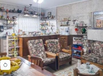 Casa · 420m² · 4 Quartos · 3 Vagas · Casa com 04 dormitórios para venda e locação, 420 m² na Cidade São Jorge - Santo André/SP