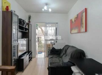 Apartamento · 52m² · 2 Quartos · 1 Vaga · Apartamento com 2 Dormitórios, Varanda e Depósito Privativo com Armários Planejados