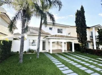 Casa · 180m² · 3 Quartos · 2 Vagas · Sobrado Jardins Madri 3 quartos, 2 vagas, piscina