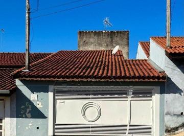 Casa · 117m² · 2 Quartos · CASA TERREA COM 2 QUARTOS - SANTA CECILIA