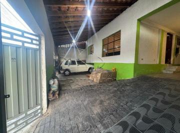 Casa · 250m² · 2 Quartos · CASA TERREA 2 QUARTOS - Mineirão