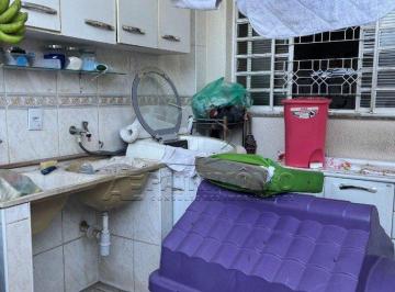 Casa · 296m² · 3 Quartos · SOBRADO COM 3 QUARTOS - Barão