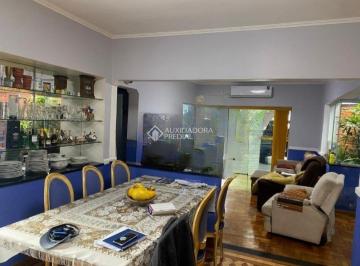Casa · 234m² · 3 Quartos · 8 Vagas · CASA TÉRREA COM 3 SUÍTES E8 VAGAS NO CENTRO DE SÃO BERNARDO DO CAMPO