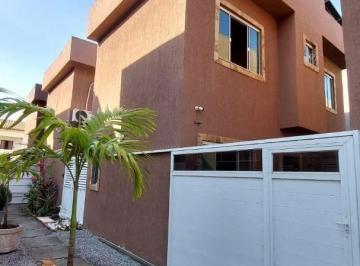 Casa · 67m² · 2 Quartos · 1 Vaga · Casa em Jardim Campomar - Rio das Ostras