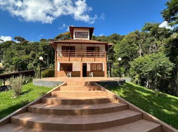 Casa · 4500m² · 3 Quartos · 8 Vagas · Linda casa no Parque Imperial