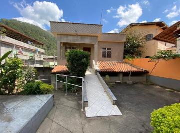 Casa · 273m² · 3 Quartos · 3 Vagas · Casa em excelente localização em Olaria