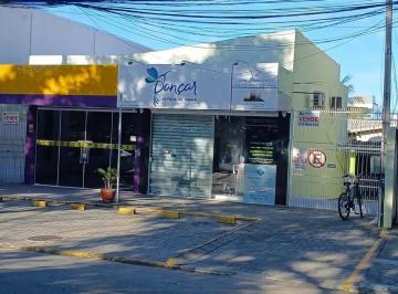 Comercial · 260m² · 7 Vagas · Lojas Costa Azul