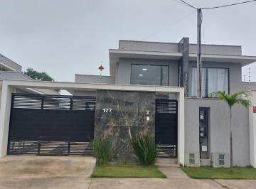 Casa · 74m² · 3 Quartos · 2 Vagas · Casa em Rio das Ostras