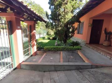 Casa · 600m² · 2 Quartos · Casa ampla em excelente localização no Cônego