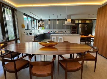 Casa · 429m² · 4 Quartos · 3 Vagas · Casa de alto padrão com 4 dormitórios à venda, 429 m² - Centro - Nova Friburg...
