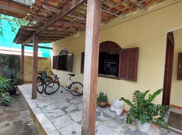 Casa · 150m² · 3 Quartos · 4 Vagas · Sobrado em Rio das Ostras