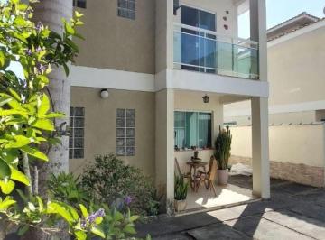 Casa · 92m² · 2 Quartos · 2 Vagas · Casa duplex, com 2 suítes em Costazul