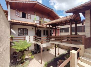 Casa · 296m² · 4 Quartos · 3 Vagas · Ótima casa com 04 quartos no Cônego