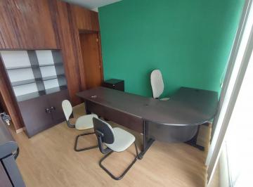 Comercial · 35m² · Sala comercial em ótima localização no Centro