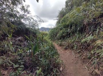 Terreno · 1600m² · Terreno com ótima topografia em boa localização na Chácara do Paraíso