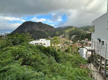 Terreno · 388m² · Terreno com boa topografia medindo 388,98m² em condomínio fechado no Cônego