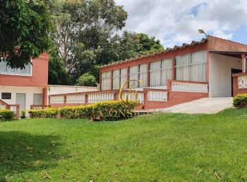 cfe595c110beadb62fcca78ae5eecbe309d14200 · Chácara com 2 dormitórios, 2219 m² - venda por R$ 900.000,00 ou aluguel por R$ 5.661,43/mês - Jardim