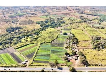 Terreno · 92500m² · 3 Quartos · 10 Vagas · CHACARA A VENDA DF 180 92000M² INCRA 9