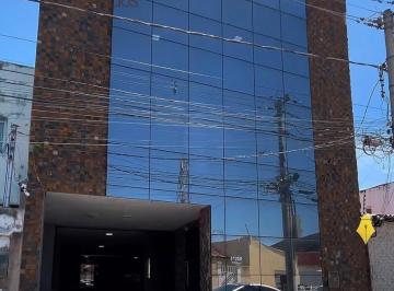 Comercial · 690m² · 5 Quartos · 1 Vaga · Prédio 3 andares à venda na Cidade Alta em Cuiabá com 690m²