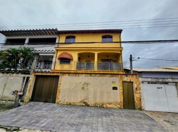 Casa · 421m² · 3 Quartos · 2 Vagas · Casa para venda em Bangu de 421.00m² com 3 Quartos, 1 Suite e 2 Garagens