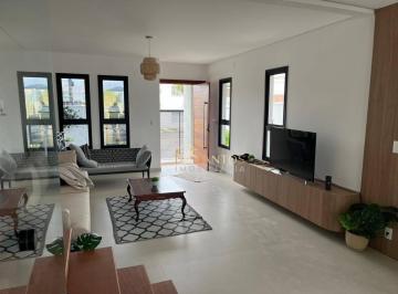 e8c73cb09a48af25c19087b14600c5a78b428452 · Casa com 3 dormitórios à venda, 157 m² por R$ 2.330.000 - Daniela - Florianópolis/SC