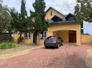 Casa · 300m² · 3 Quartos · 4 Vagas · Sobrado para venda e aluguel em Condomínio Alphaville Campinas de 300.00m² com 3 Quartos, 3 Suites e