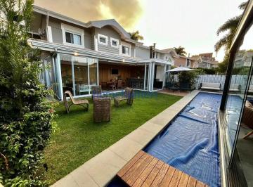 Casa · 307m² · 5 Quartos · 6 Vagas · Casa para venda em Notre Dame de 307.00m² com 5 Quartos, 5 Suites e 6 Garagens