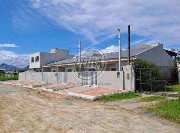 Casa · 60m² · 2 Quartos · 1 Vaga · Casa para venda em Guaratuba de 60.00m² com 2 Quartos, 1 Suite e 1 Garagem