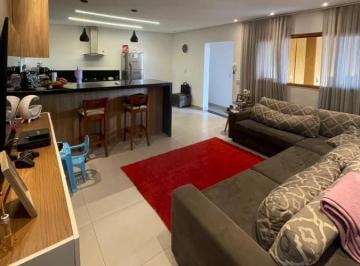 Casa · 18m² · 3 Quartos · 6 Vagas · Casa para venda em Vila Santana de 18.00m² com 3 Quartos, 1 Suite e 6 Garagens