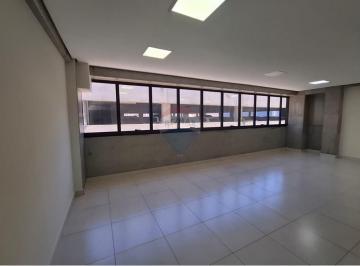 Comercial · 45m² · Sala Comercial para alugar em Centro de 45.00m²