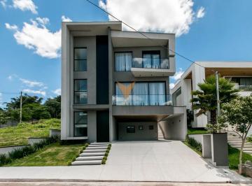 Casa · 10m² · 4 Quartos · 4 Vagas · Casa para alugar em São Paulo Ii de 10.00m² com 4 Quartos, 4 Suites e 4 Garagens