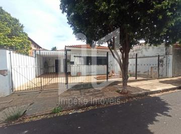 Casa · 267m² · 3 Quartos · 3 Vagas · Casa para venda em Centro de 267.00m² com 3 Quartos e 3 Garagens