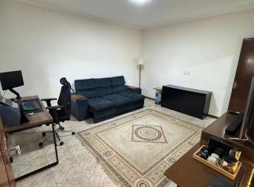 Casa · 121m² · 3 Quartos · 2 Vagas · Casa para venda em Jardim Chácara Dos Pinheiros de 121.00m² com 3 Quartos, 1 Suite e 2 Garagens