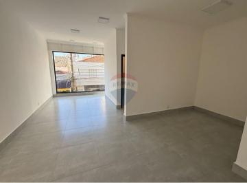 Comercial · 60m² · Sala Comercial para alugar em Centro de 60.00m²